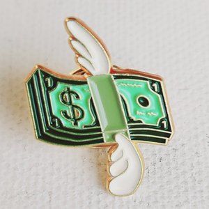 Flying Money Pin Brooch Badges Metal Pins Brooches Dollar Funny Wings Crypto